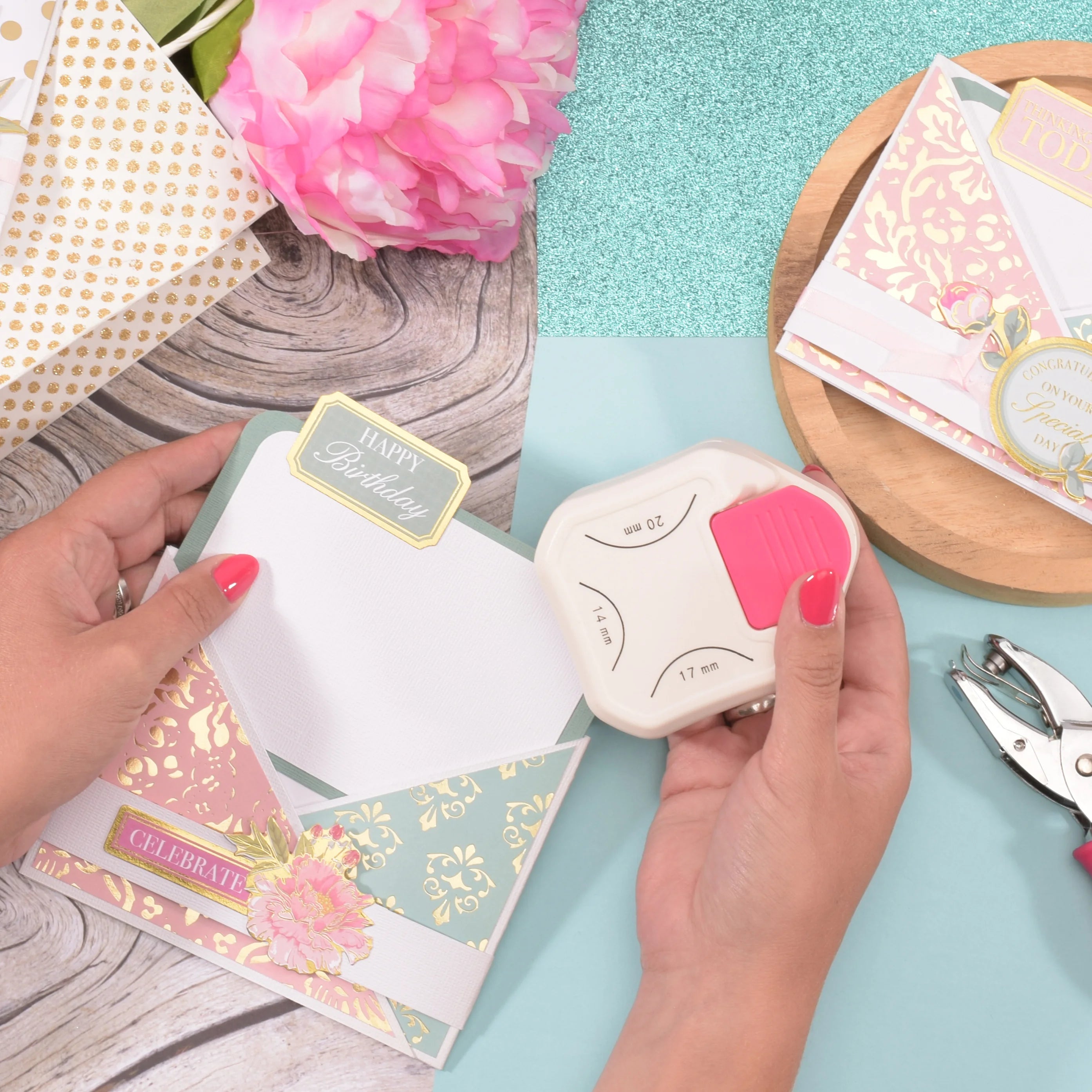 Corner Punch, 3 i 1 - Runde hjørner - Stor