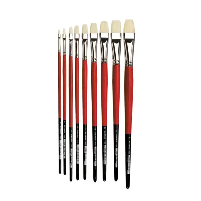 da Vinci MAESTRO 2 serie 7123 flade børstepensler i forskellige størrelser med lyse svinebørster, sølvfarvede ferruler og lange røde skafter.